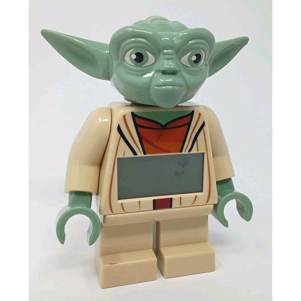 2010 LEGO Star Wars Yoda Mini Figure Digital Lighted Alarm Clock Jedi Master